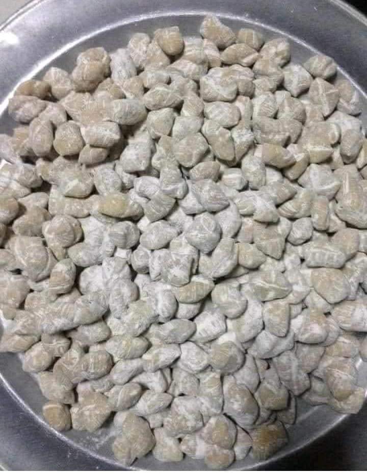 1 kg Kẹo bột truyền thống, kẹo tuổi thơ nhà làm