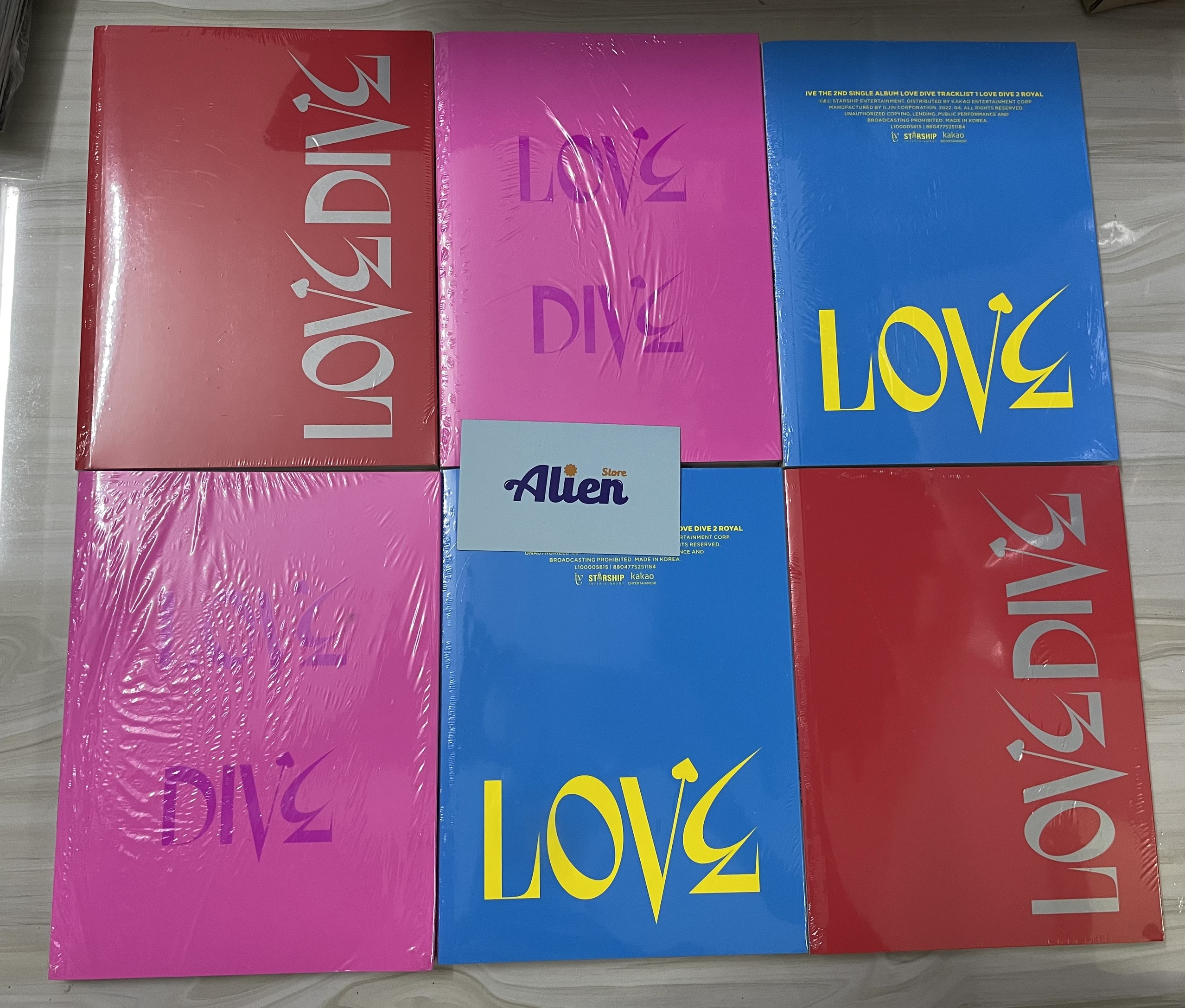 Bộ ảnh ive - "love dive".