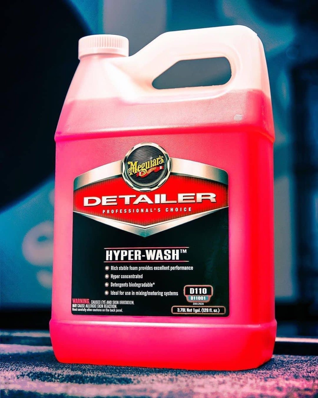 Meguiar's Xà phòng rửa xe tạo bọt giúp loại bỏ bụi bẩn và xe sáng bóng - Hyper Wash Foaming Car Wash, D11001, 1 Gallon