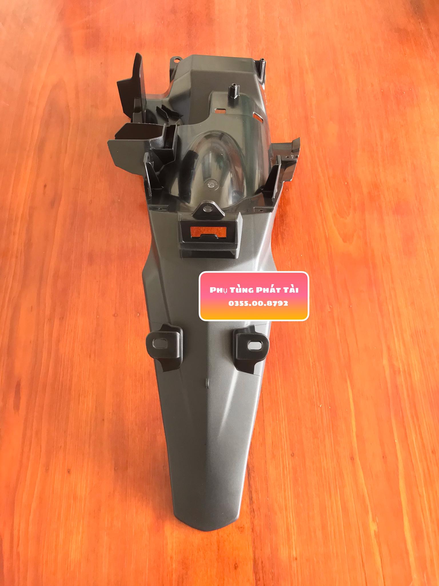 Đuôi sau - chắn bùn sau click 110 chính hãng honda