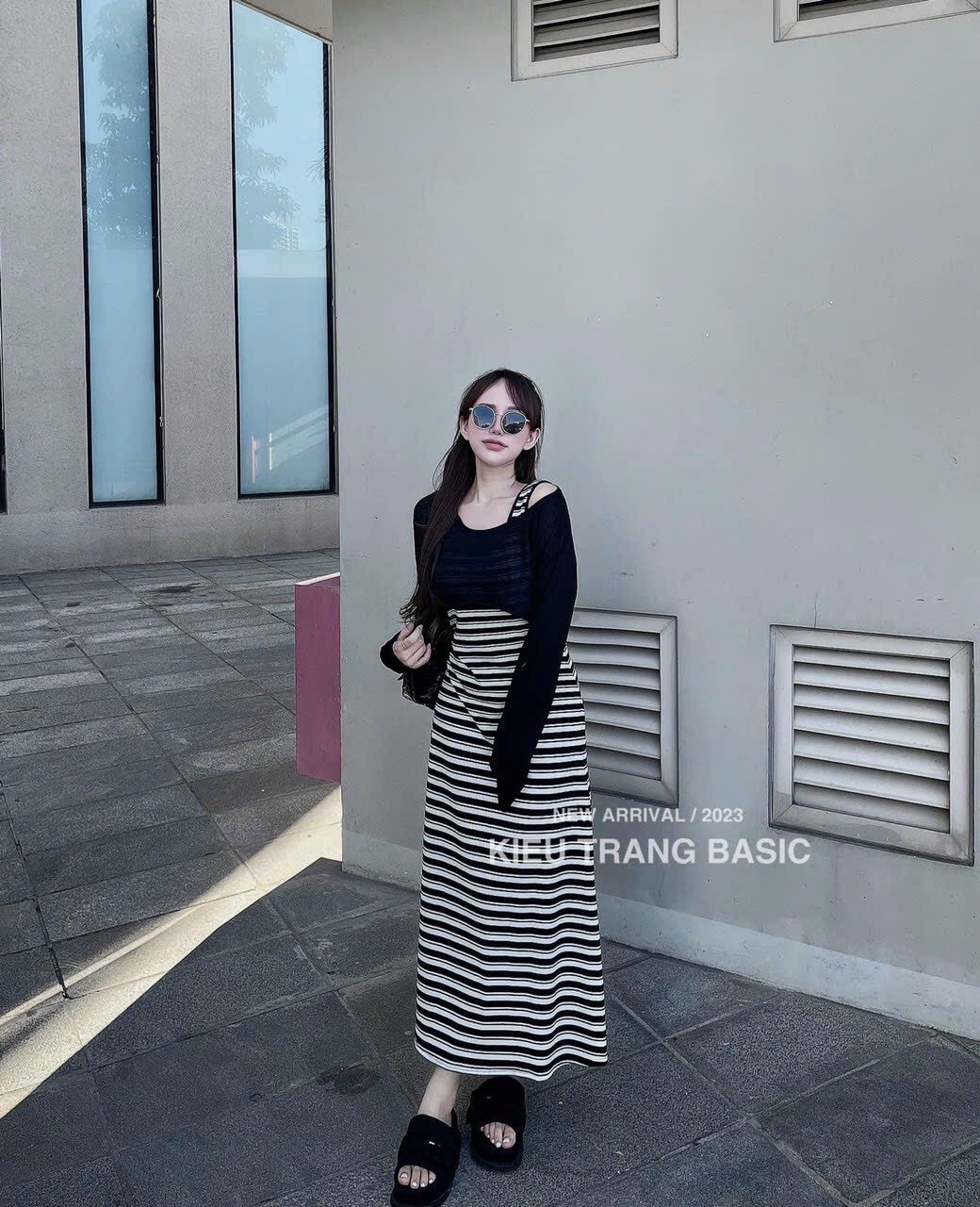 Set Đầm Thun Gân Ba Lỗ Dáng Midi Suông Hoạ Tiết Kẻ Sọc Kèm Khoác Croptop Tay Dài