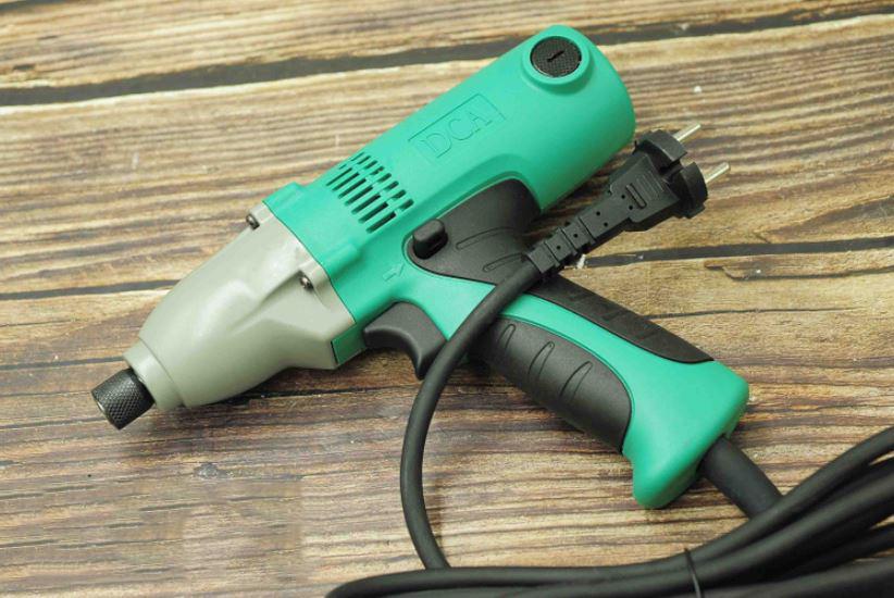 Máy vặn vít 300w dca apl8 p1l-ff-8