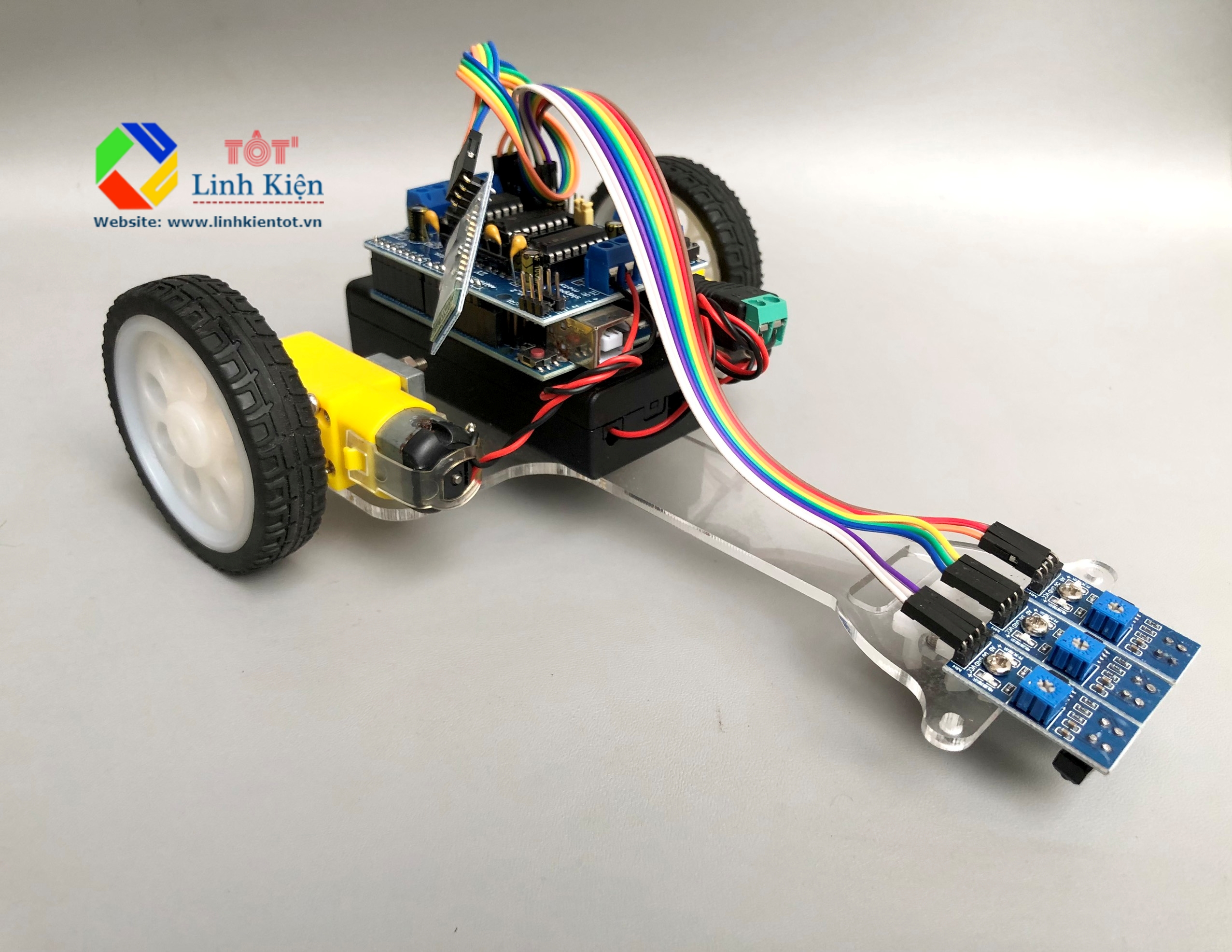 Bộ xe đua dò đường Arduino dò line siêu nhạy, điều khiển bluetooth -Tracking line Sport Car for Arduino