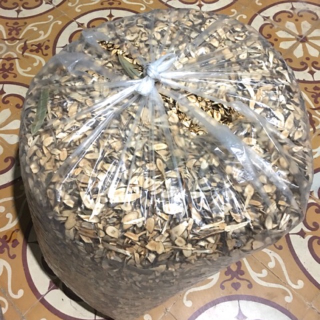 1 Kg Quế Chi khô loại đẹp  (thơm, sạch, nguyên chất)