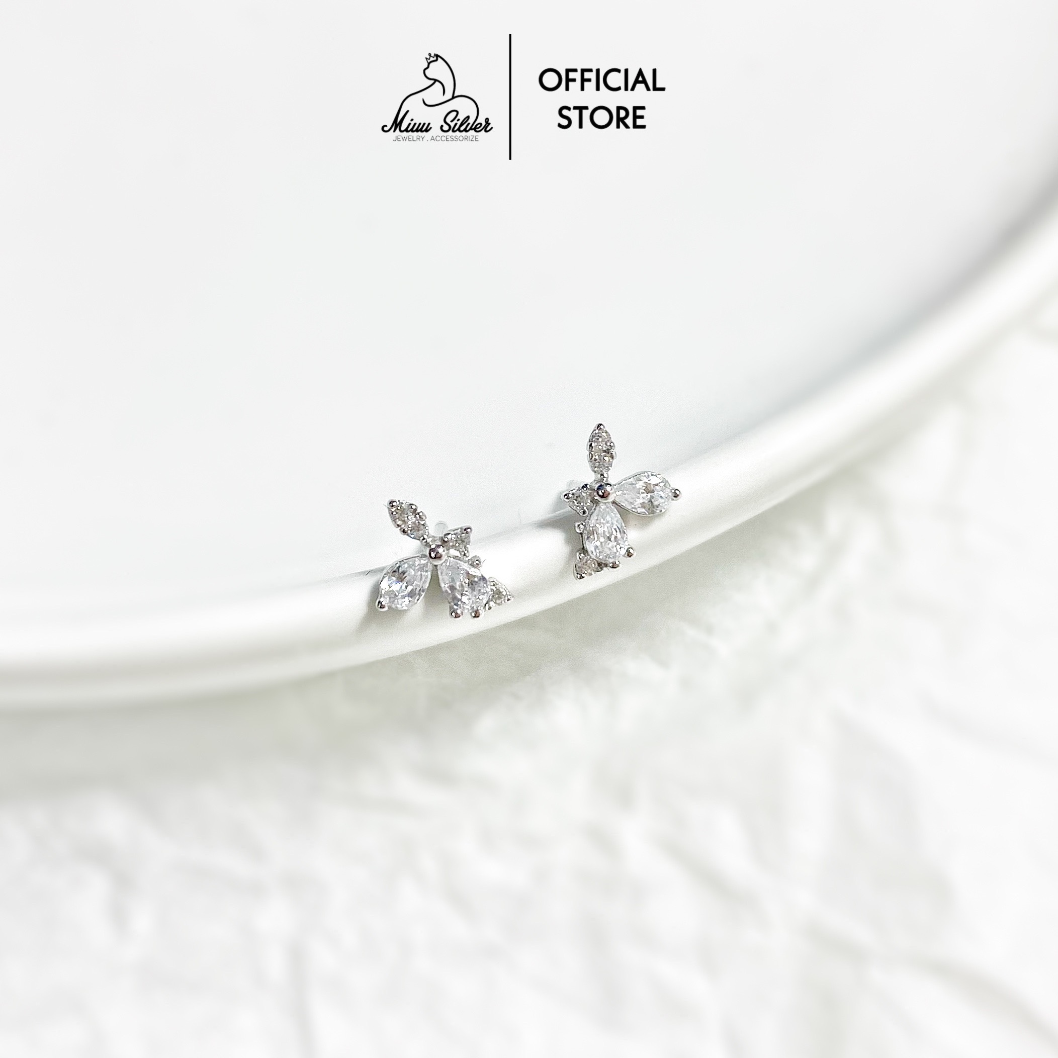 Khuyên tai bạc nữ Miuu Silver, bông tai nữ hình con bướm Butterfly Earrings