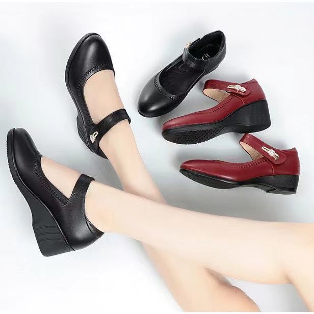 Giày Da Nhỏ Cho Mẹ Đế Mềm Da Thật Chất Lượng Cao Giày Đế Xuồng Chống Trượt Đế Mềm Mới Cho Người Trung Niên Và Người Cao Tuổi#L0114