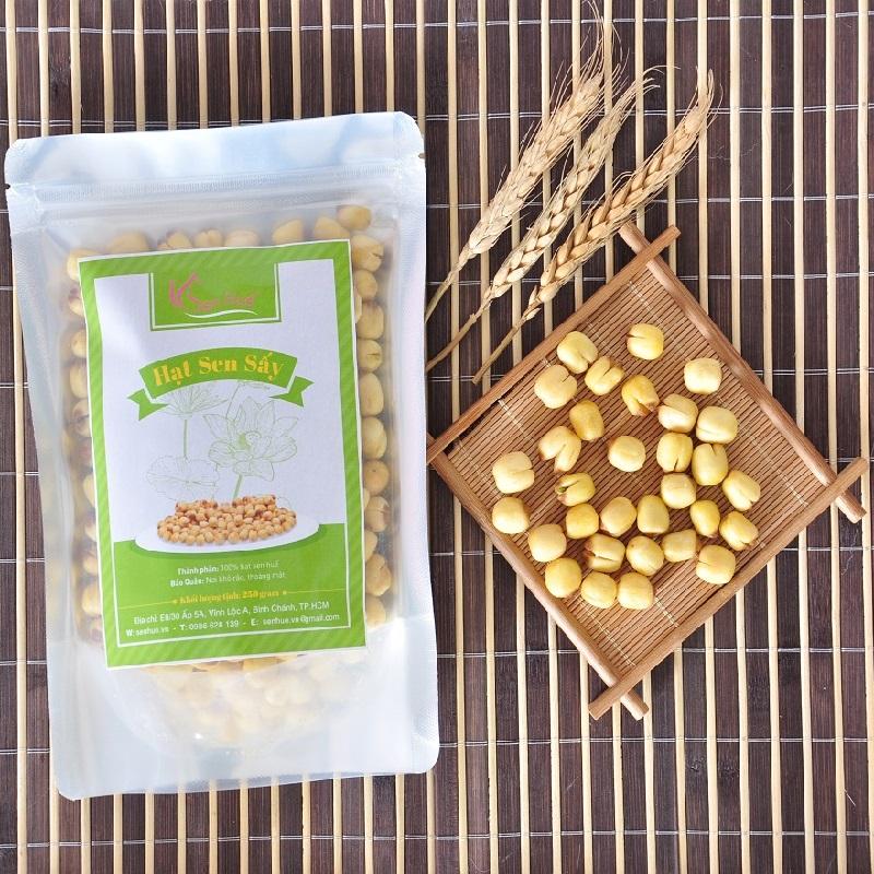 Hạt sen sấy giòn ăn liền loại 1, nguyên hạt, thơm ngon, giòn rụm - Dùng để ăn kiêng, làm quà tặng người thân - Senhuefood