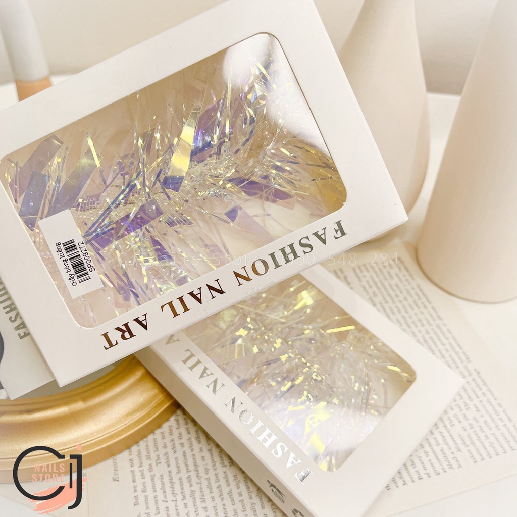 Giấy thủy tinh ẩn móng