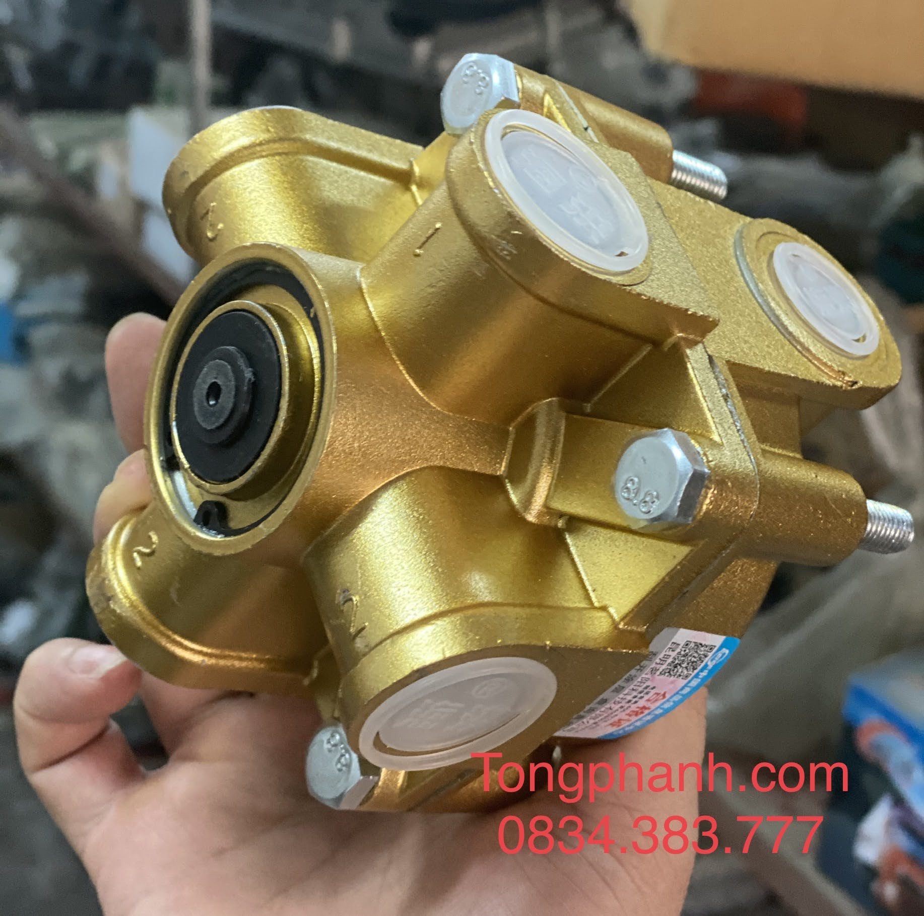 Cóc chia hơi 1 tầng - Tổng phanh Hoàng Huy , Dongfeng - (HÀNG CAO CẤP) CHÍNH HÃNG HAI HONG KIỂM D- Tổng phanh HOWO - tổng phanh oto - ắc phanh oto - tổng phanh - tổng phanh dầu - tổng phanh hơi 6 lỗ - tổng phanh dầu oto - tổng phanh ô t