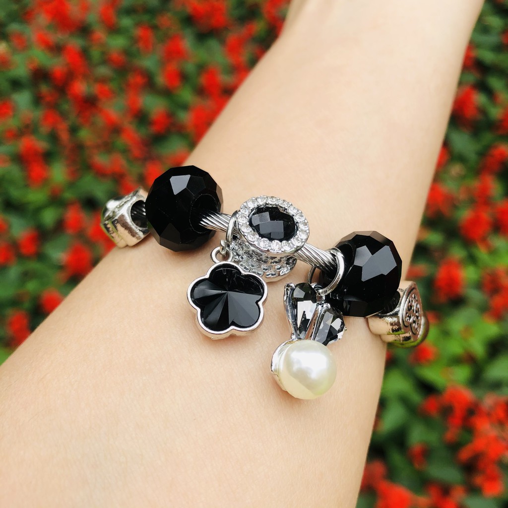 Vòng Lắc Tay Charm Ngọc Nhấn Tai Thỏ Dễ Thương , Ảnh Thật Tự Chụp