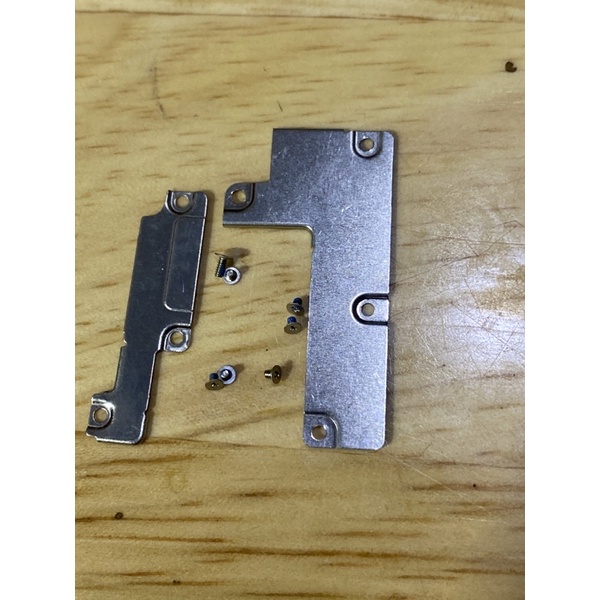 Bộ nẹp màn hình pin camera iPhone 7plus kèm ốc zin