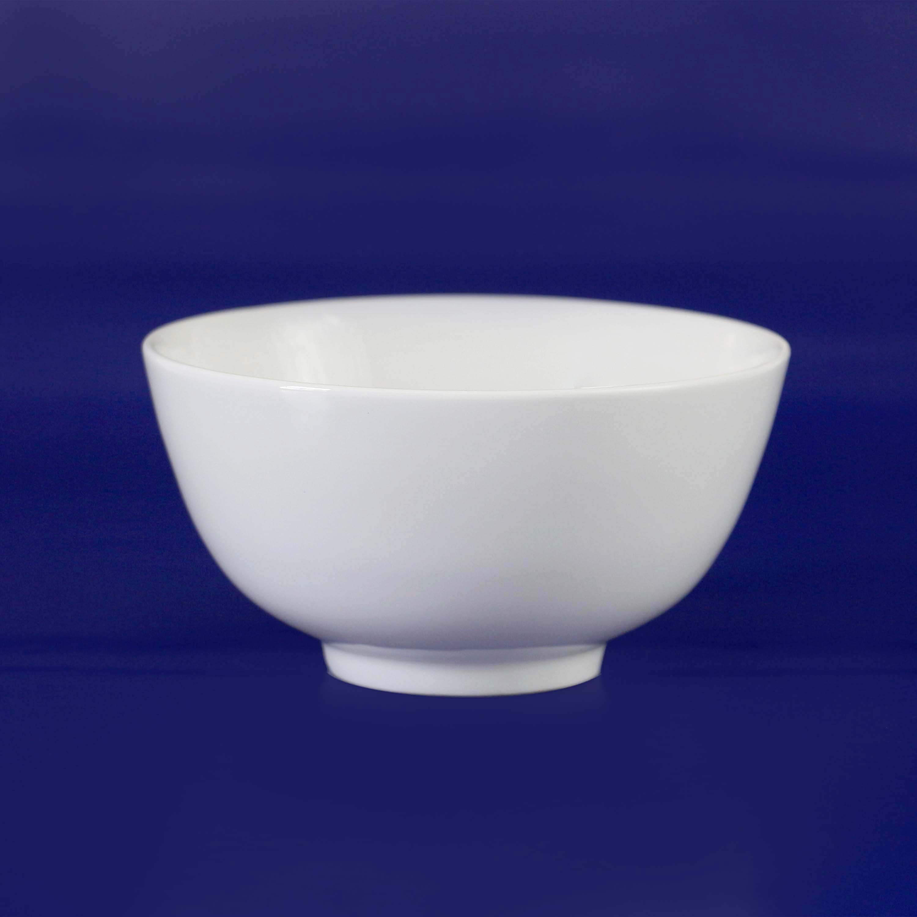 Chén đứng trắng phương đông
