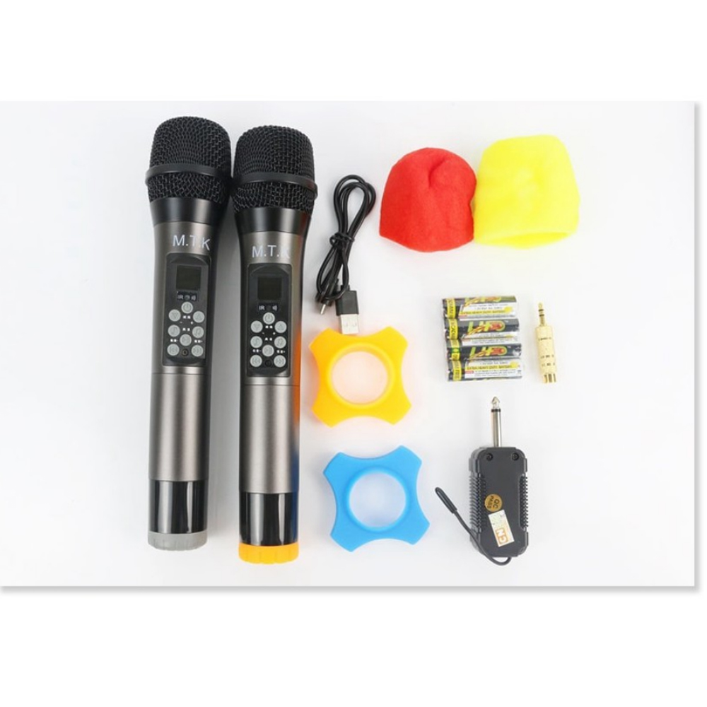 Micro Không Dây Đa Năng MTK 1A, Micro Karaoke Không Dây ChỉnhBass Treble Echo Trên Micro, Sóng UHF Dò Sóng Siêu Sạch, Hát Nhẹ, Tiếng Cực Ấm, Sử Dụng Cho Loa Kéo, Âm li, Mixer, Sound Card, Vang Cơ, Vang Số - Bảo Hành 1 Năm