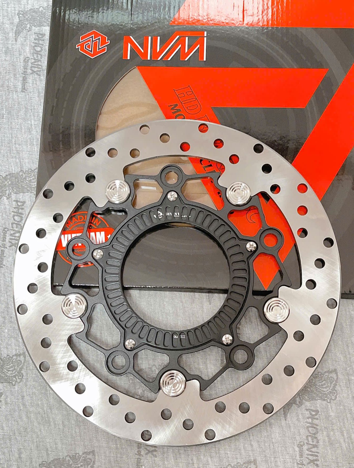 ( Gi ảm Ngay 90K )  ĐĨA THẮNG TRƯỚC Cho Dòng Xe WINNER V4 _ 5 LỖ _ SIZE 267MM_ Có Sẵn Lòng  ABS_ NÚT INOX Bằng 304 SIÊU SÁNG _ MÀU Đen Sáng Bóng Nhé Ae !!! PVN8469.