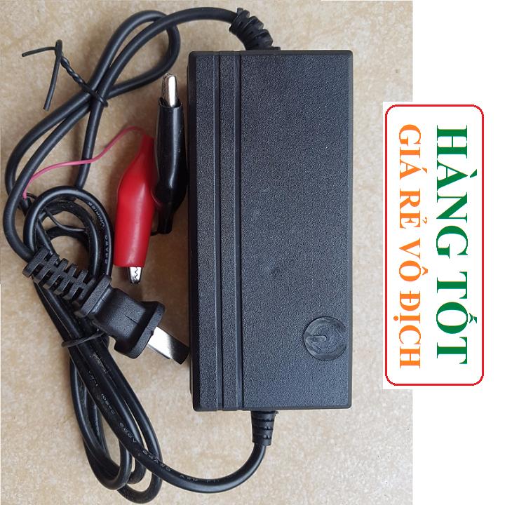 Sạc bình Acquy tự động 12V đầu kẹp hoặc phích cái 3 chấu