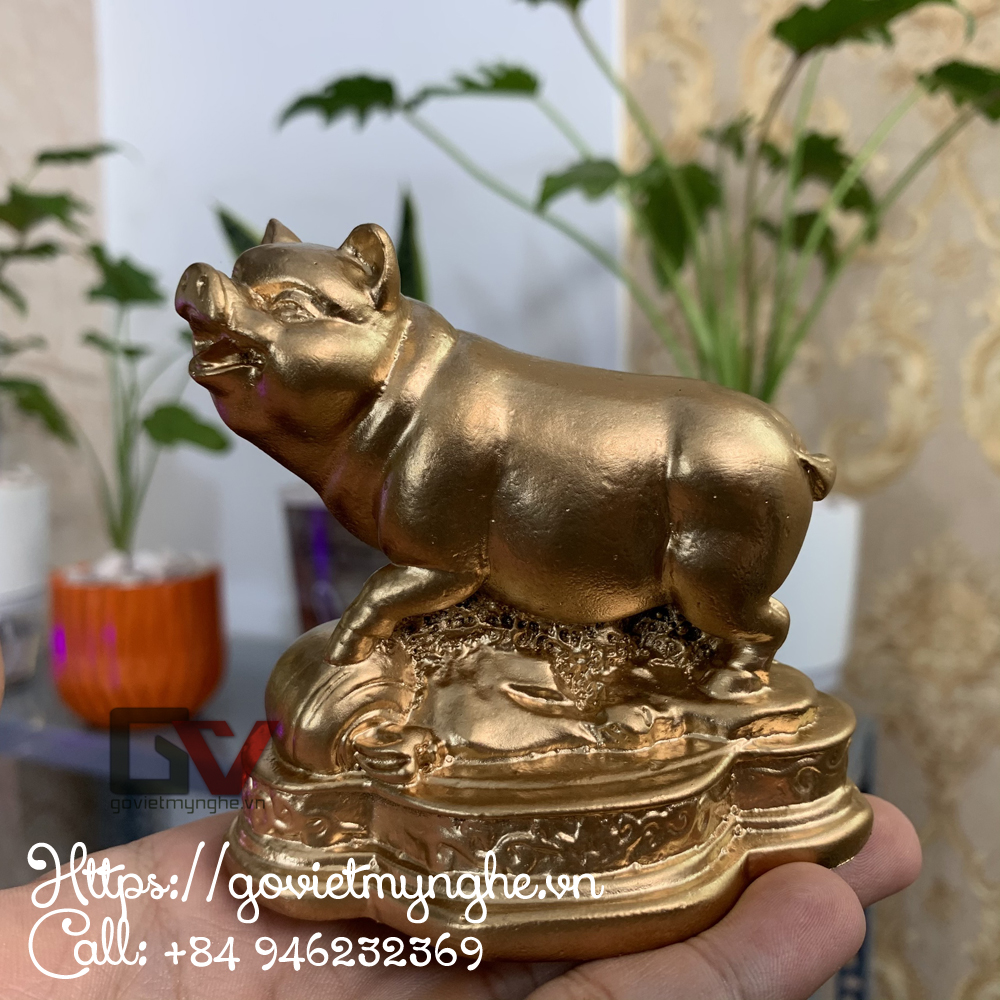 [HCM][Linh vật Heo phong thủy] Tượng con heo ôm tài lộc trang trí phong thủy bàn làm việc - cao 9cm - Màu nhũ đồng