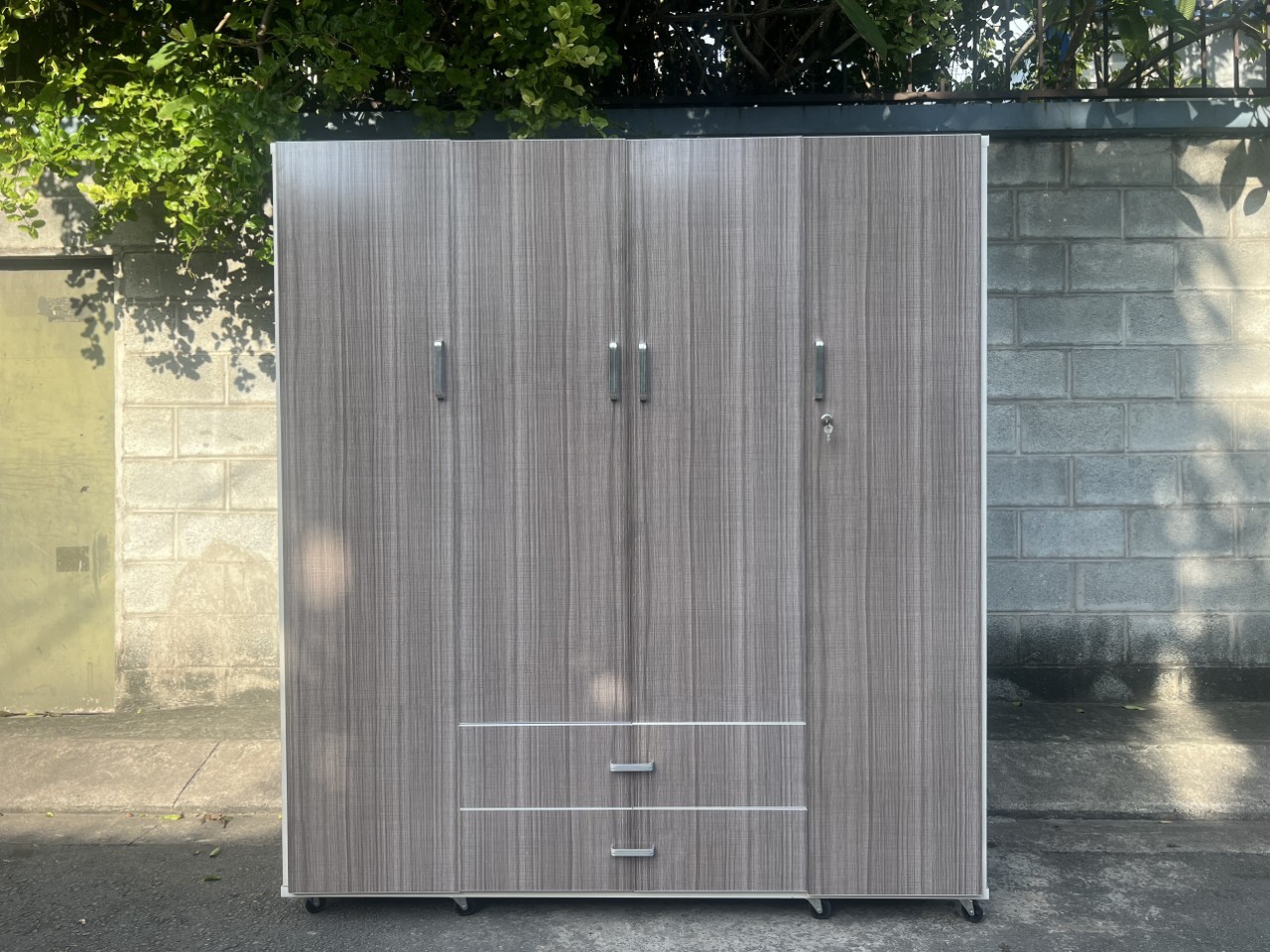 Taiwanese Plastic Cabinet with Gray Wood Grain, Plastic Cabinet for Bedroom for the Family, Storage Cabinet