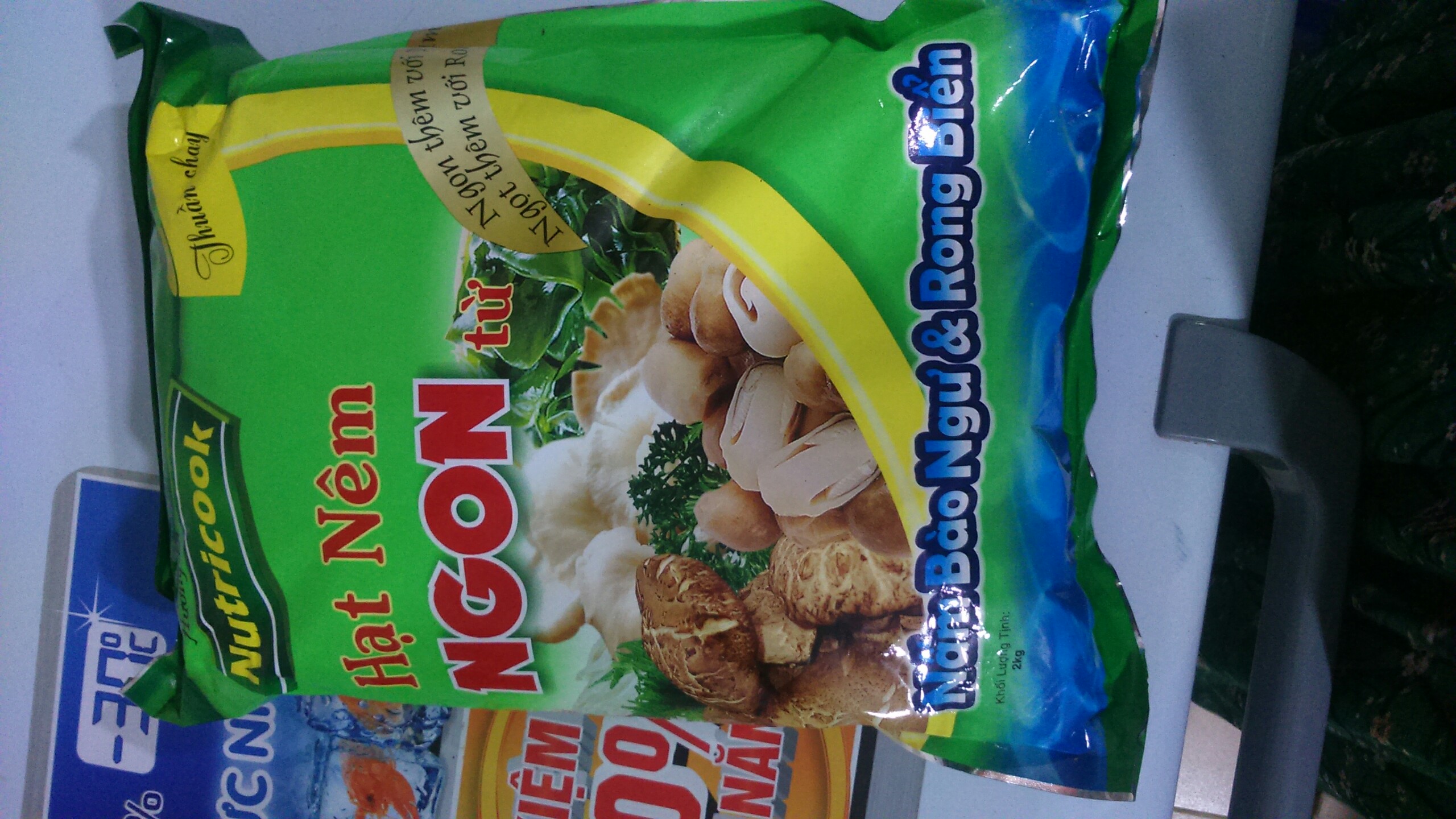 Hạt Nêm Ngon Từ Nấm Bào Ngư Và Rong Biển 2Kg