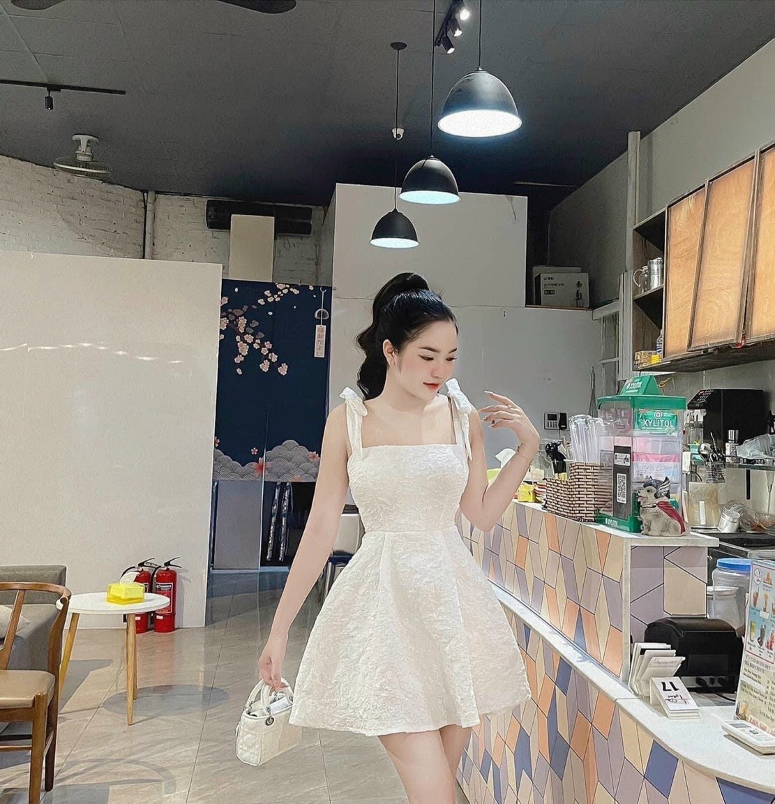 Váy đầm nữ 2 dây vải xốp hoa siêu đẹp