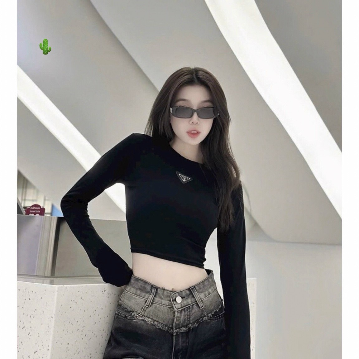 Áo thun croptop tay dài ôm dáng siêu xinh