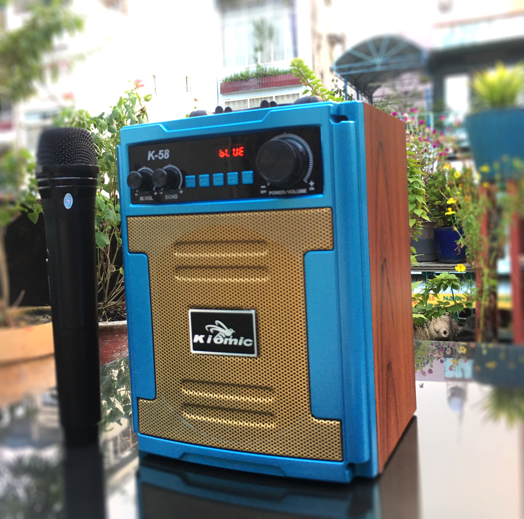 Loa bluetooth thùng gỗ Karaoke di động Kiomic K58 K59