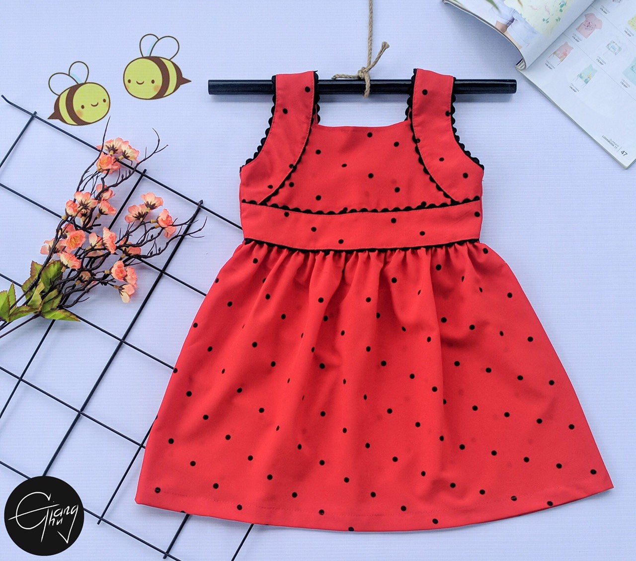 Đầm bé gái chấm bi sát nách 11.5-29kg