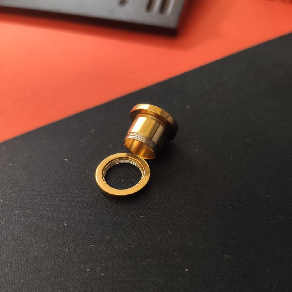 Khuyên nong tai size 22mm màu Vàng vành dày