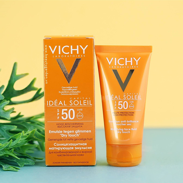 Kem Chống Nắng Vicchy Ideal Soleil Bảo Vệ Da Mặt, Không Gây Nhờn Rít SPF50, PA+++ 50ml