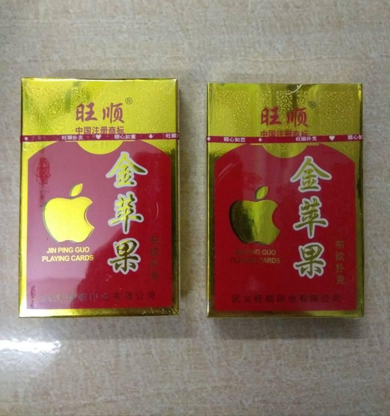 10 bộ bài tây hình quả táo