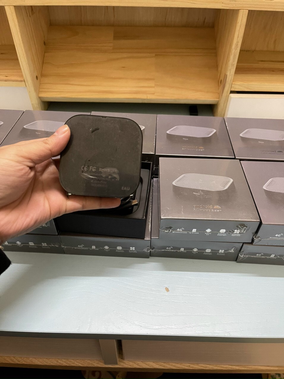 box android cho màn theo xe ô tô có carplay, Chuyên bán Sỉ cho anh em thợ, Cam kết hàng tốt, giá tốt số lượng có hạn mua nhanh kẻo hết, Nhằm kích cầu shop giảm giá 1 thời gian sau đó giá sẽ tăng trở lại 6,5 triệu