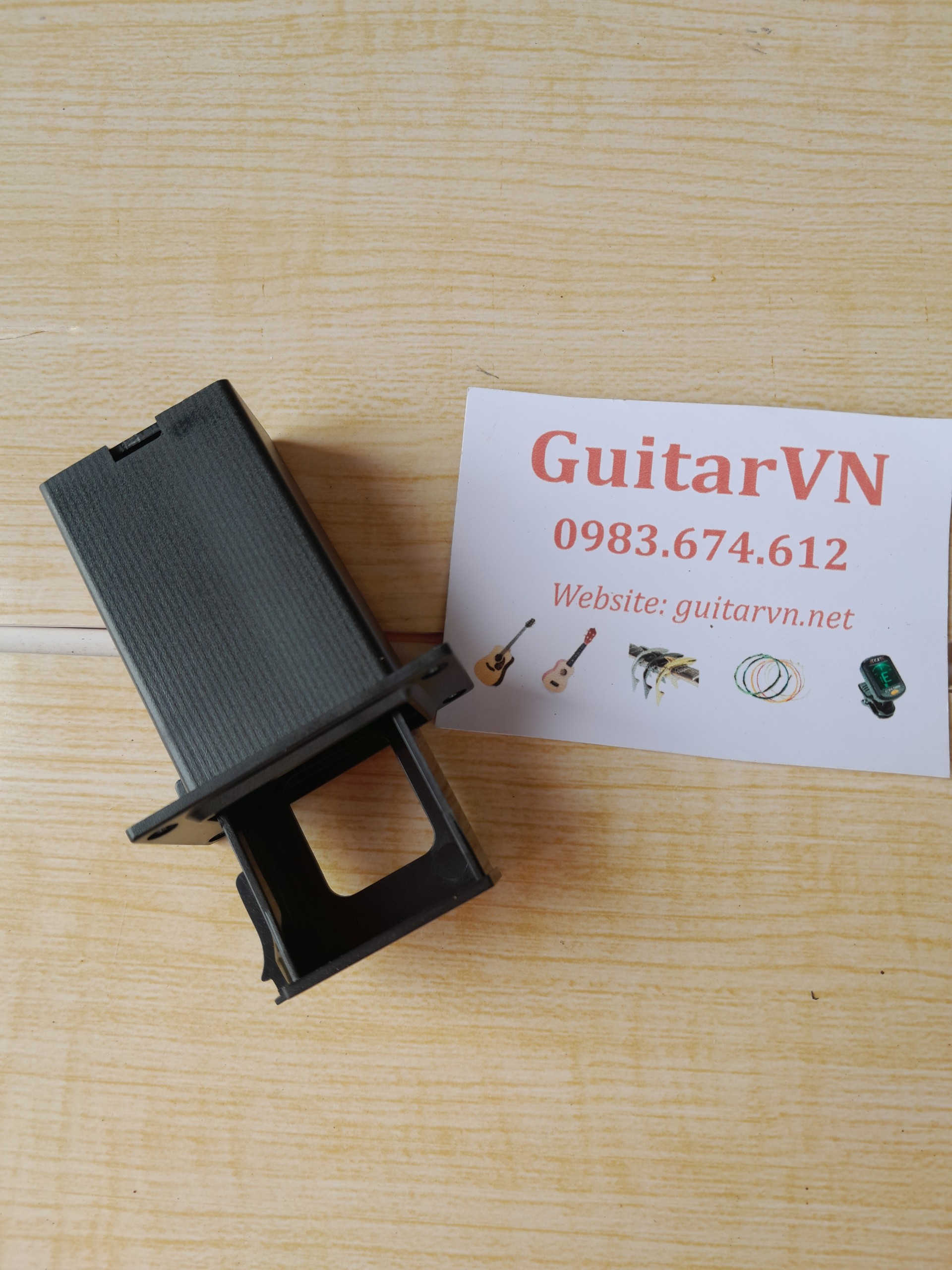 Hộp đựng pin EQ guitar 9V