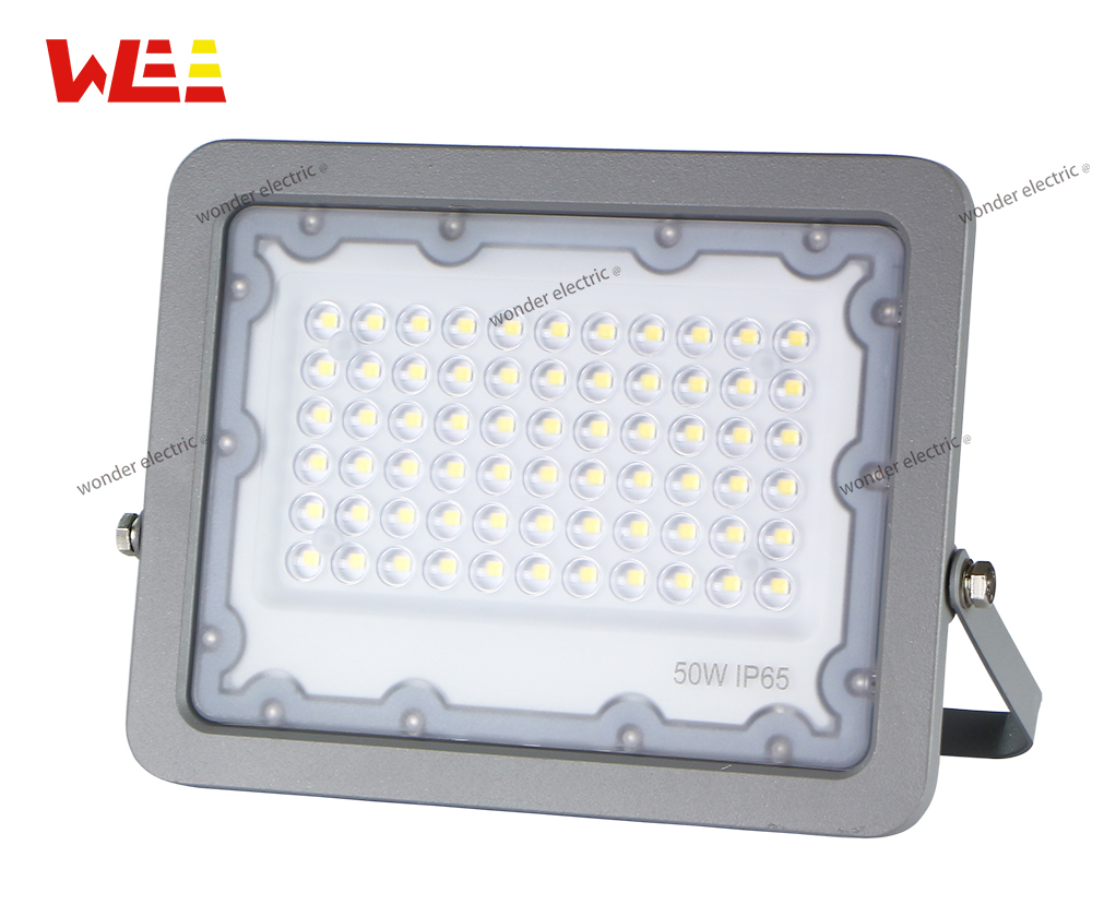 Đèn pha led 50w thấu kính