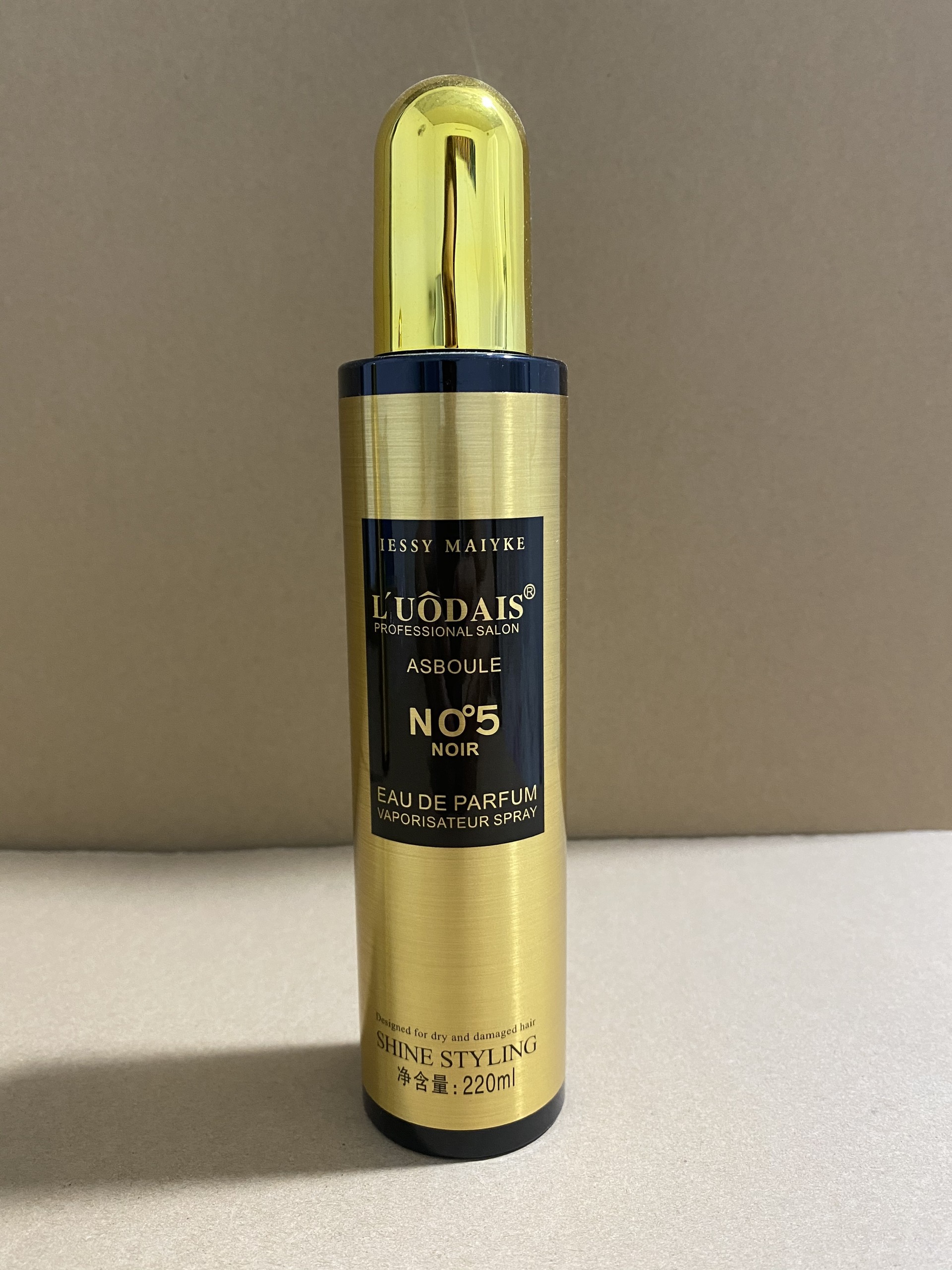 Xịt dưỡng mềm mượt cho tóc luôdais no5 220ml