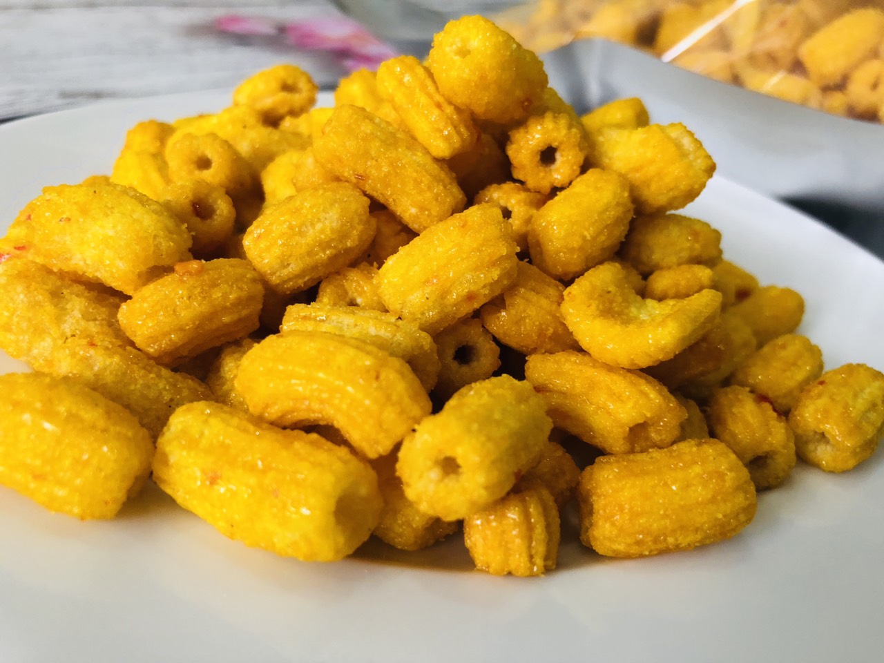 1kg nui sấy bơ giòn ngon - doanvat_hangduong