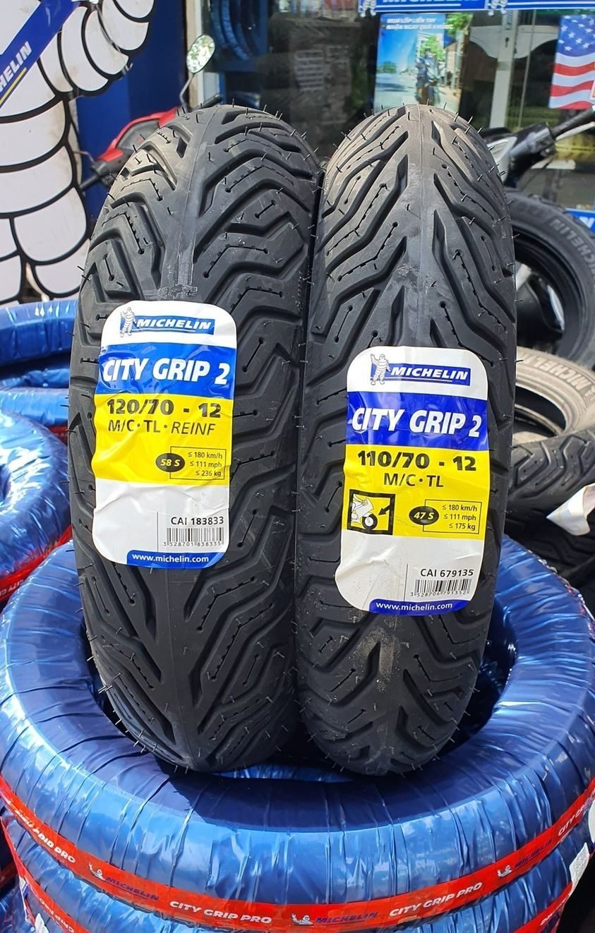 Cặp vỏ lốp xe cho vespa sprint đời mới. michelin city grip 2 size 110/70-12 & 120/70-12, vỏ ko ruột - giá 1 cặp