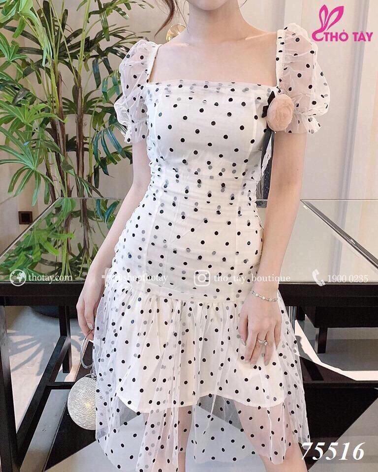 Đầm dự tiệc cổ vuông xinh xắn