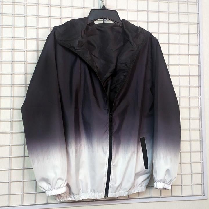 [HCM]ÁO KHOÁC DÙ TUỔI TEEN IN 3D LOANG MÀU TRẮNG ĐEN CÓ TÚI TRONG FORM 75kg CÓ TÚI TRONG