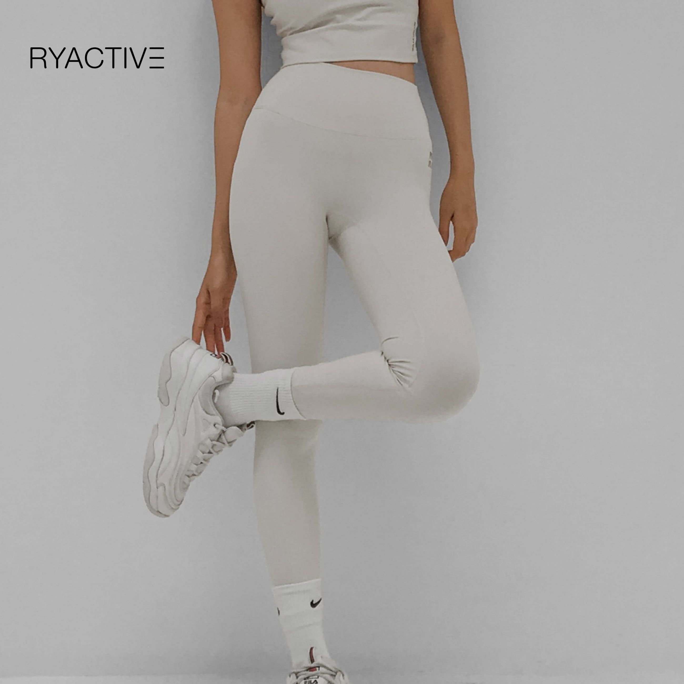 Quần legging thể thao dáng dài RYACTIVE - RYA Legging Coconut Cream