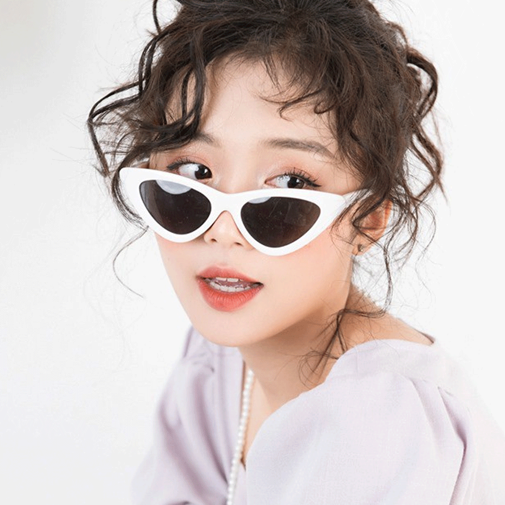 Kính Mắt Mèo Nữ Hot Trend Thời Trang Màu Đen Trắng