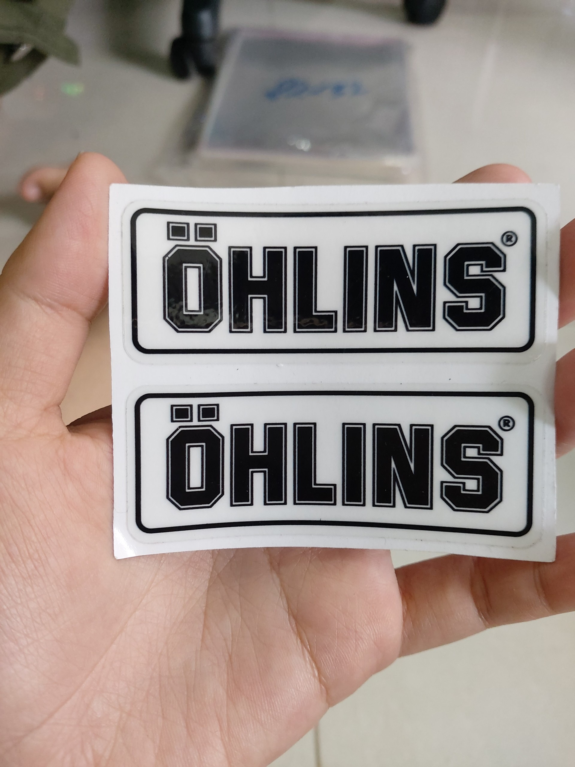 tem logo in trong dán chân phuộc