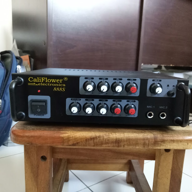 Amply karaoke mini ac / dc 12v califlower 888s