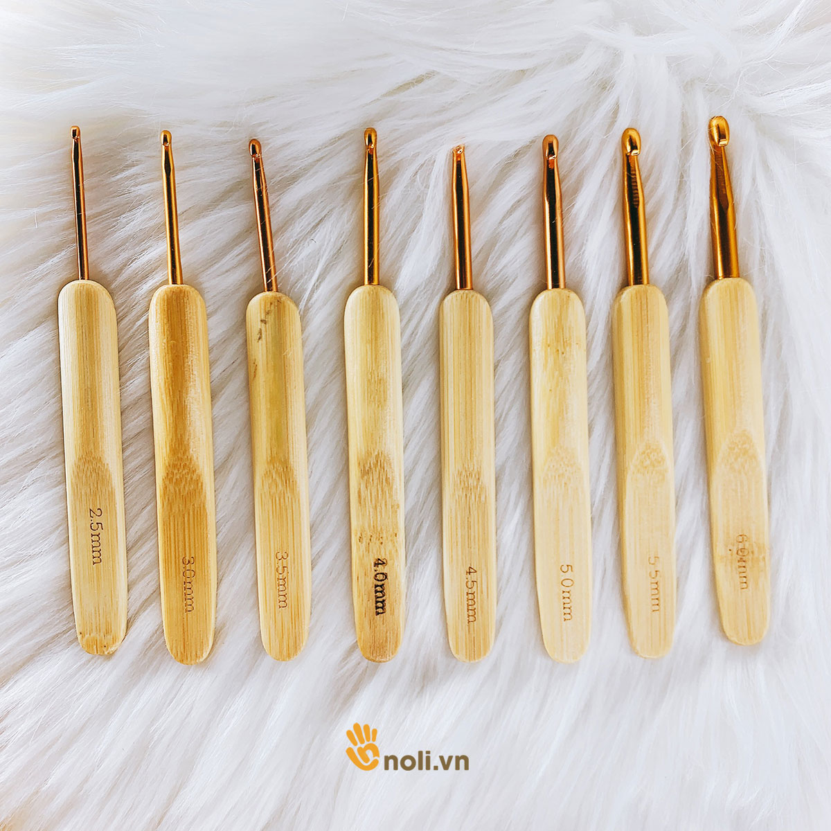 Bộ kim móc cán gỗ 8 cây - Móc len