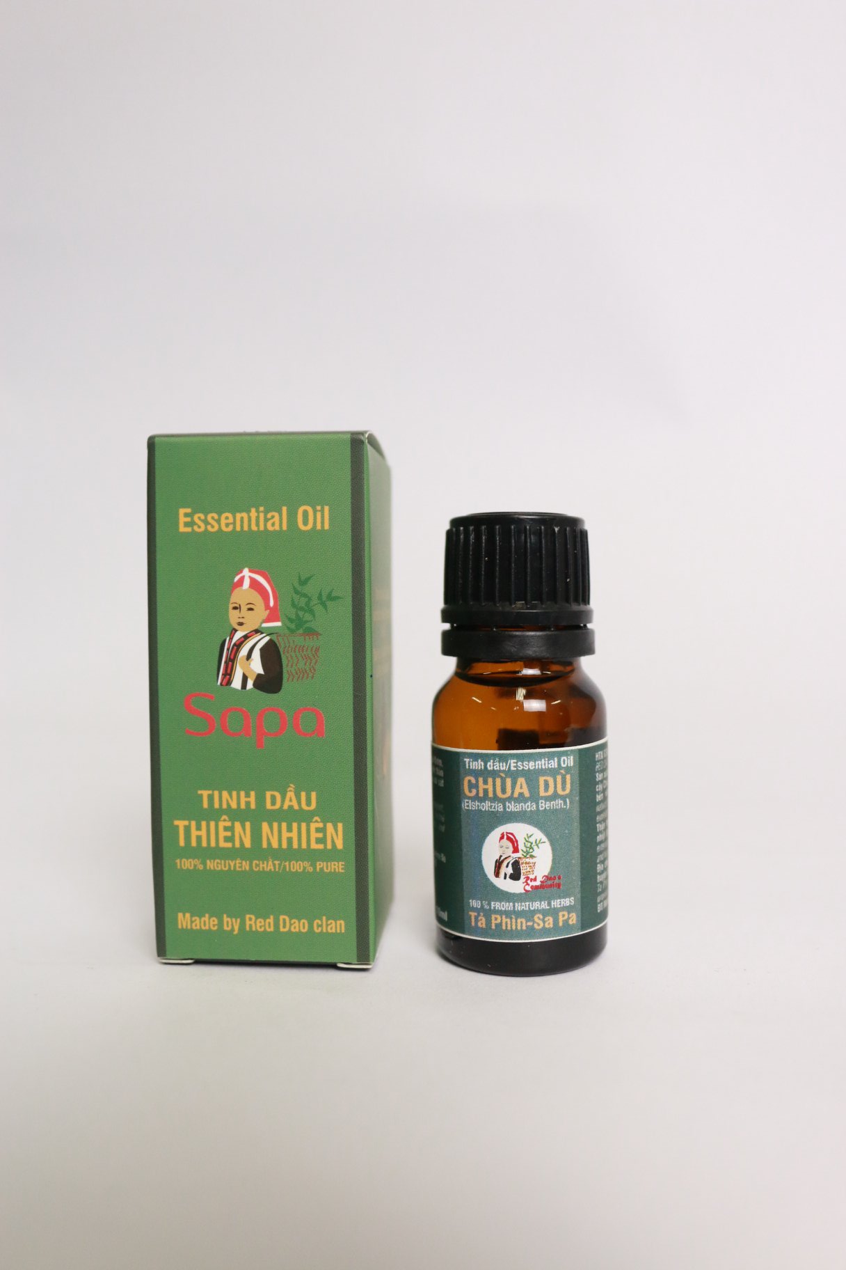 Tinh dầu Chùa Dù phòng cảm cúm 100% tiện dụng gia đình cần có