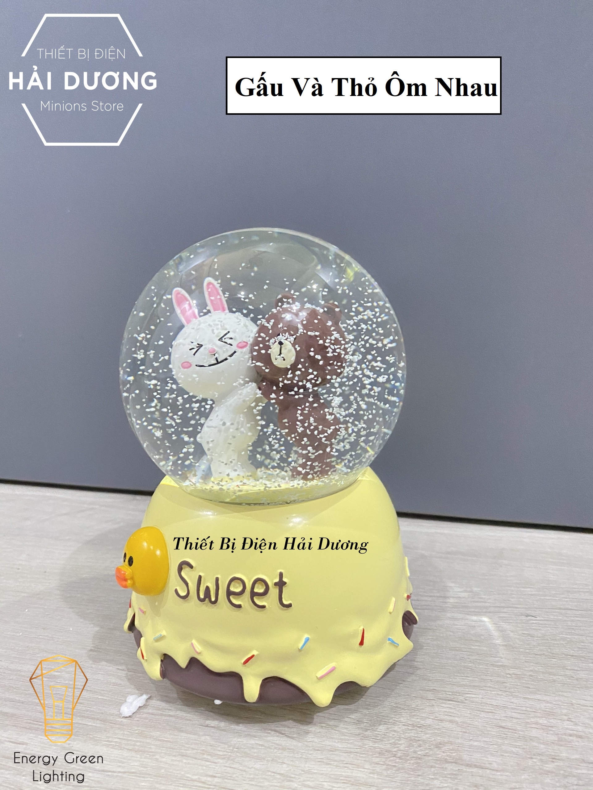 Quả cầu tuyết phát nhạc hình Gấu Brown và Thỏ Cony (Tặng pin)