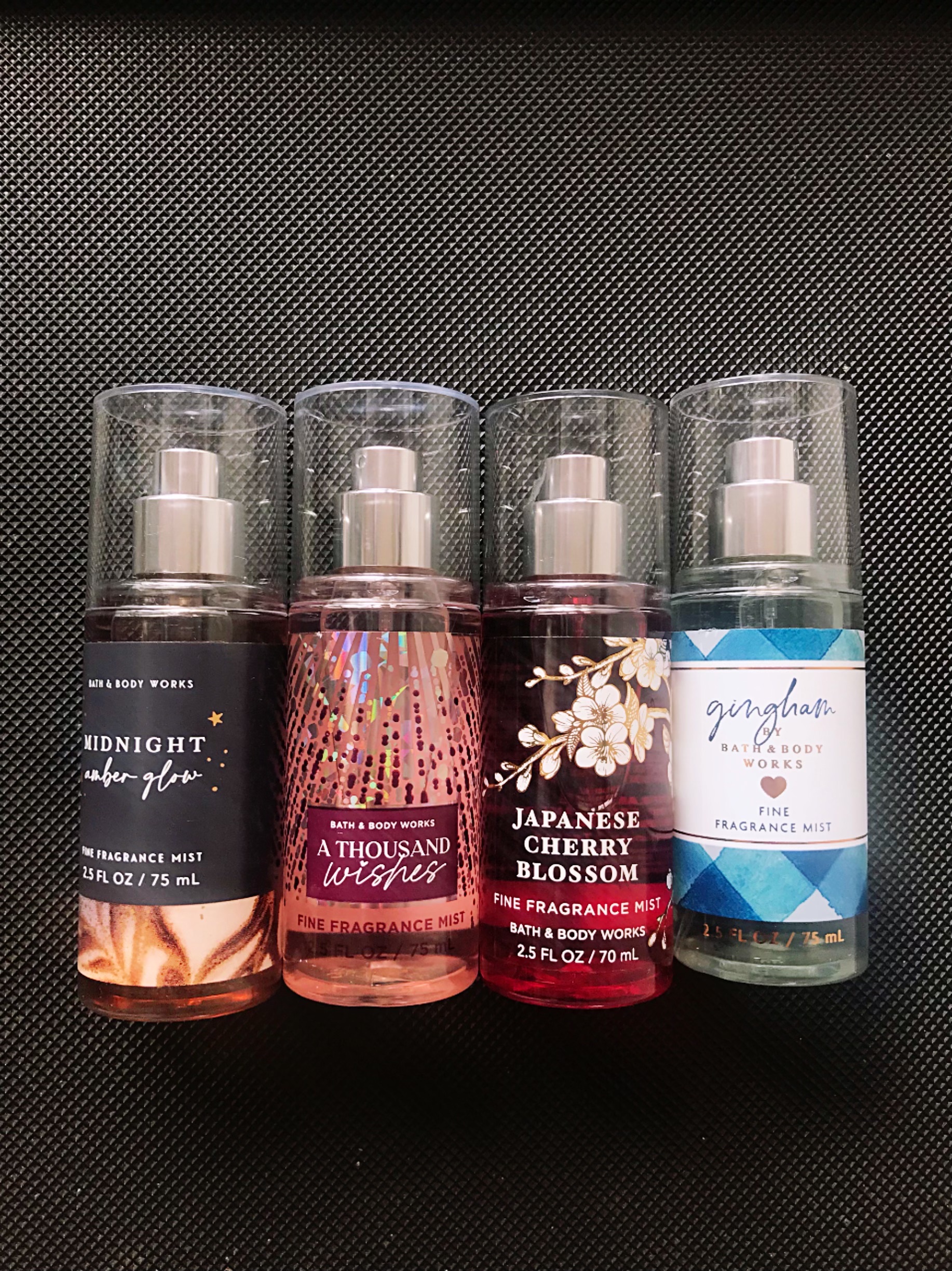 Xịt thơm body mist Bath And Body Works