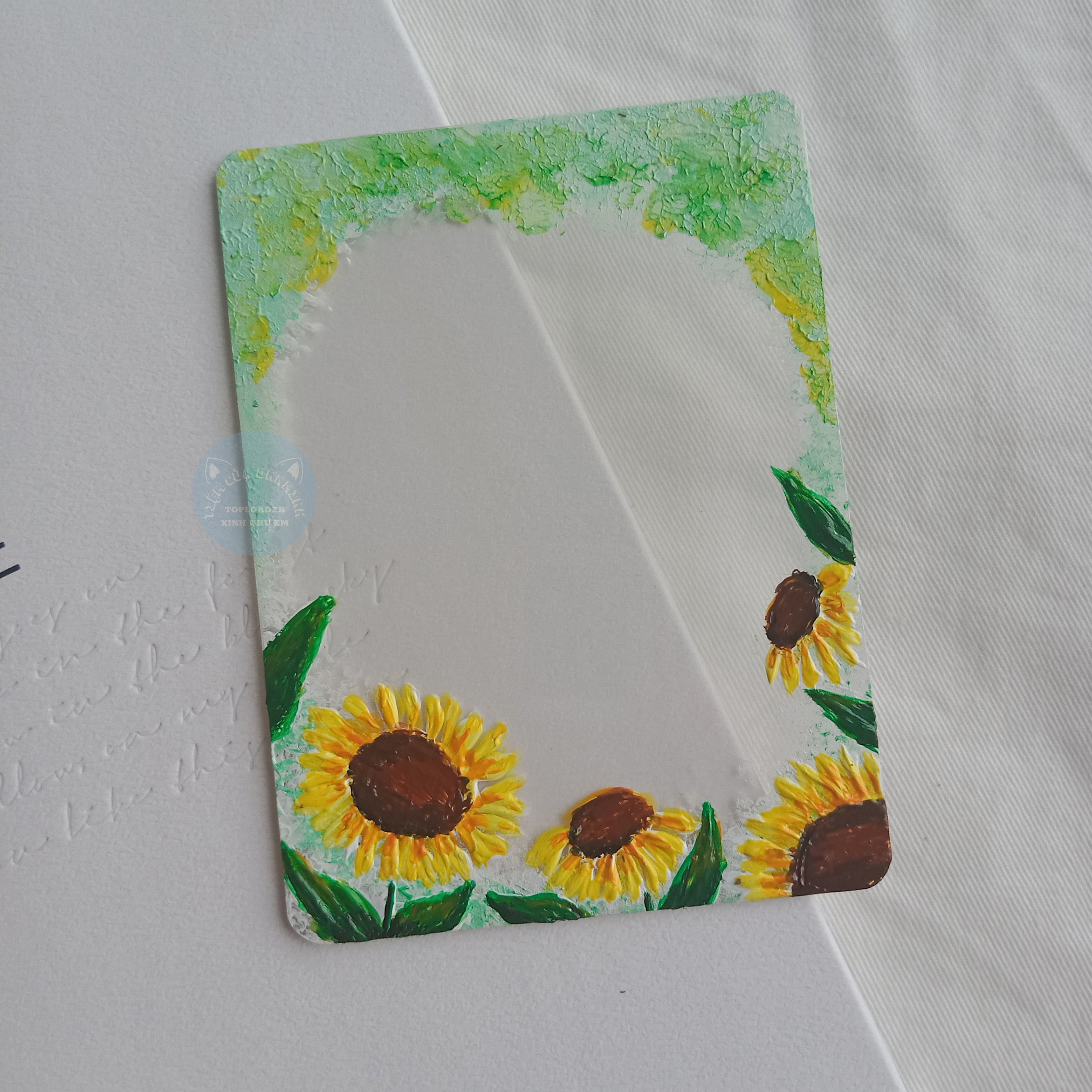 Toploader vẽ hoa hướng dương.