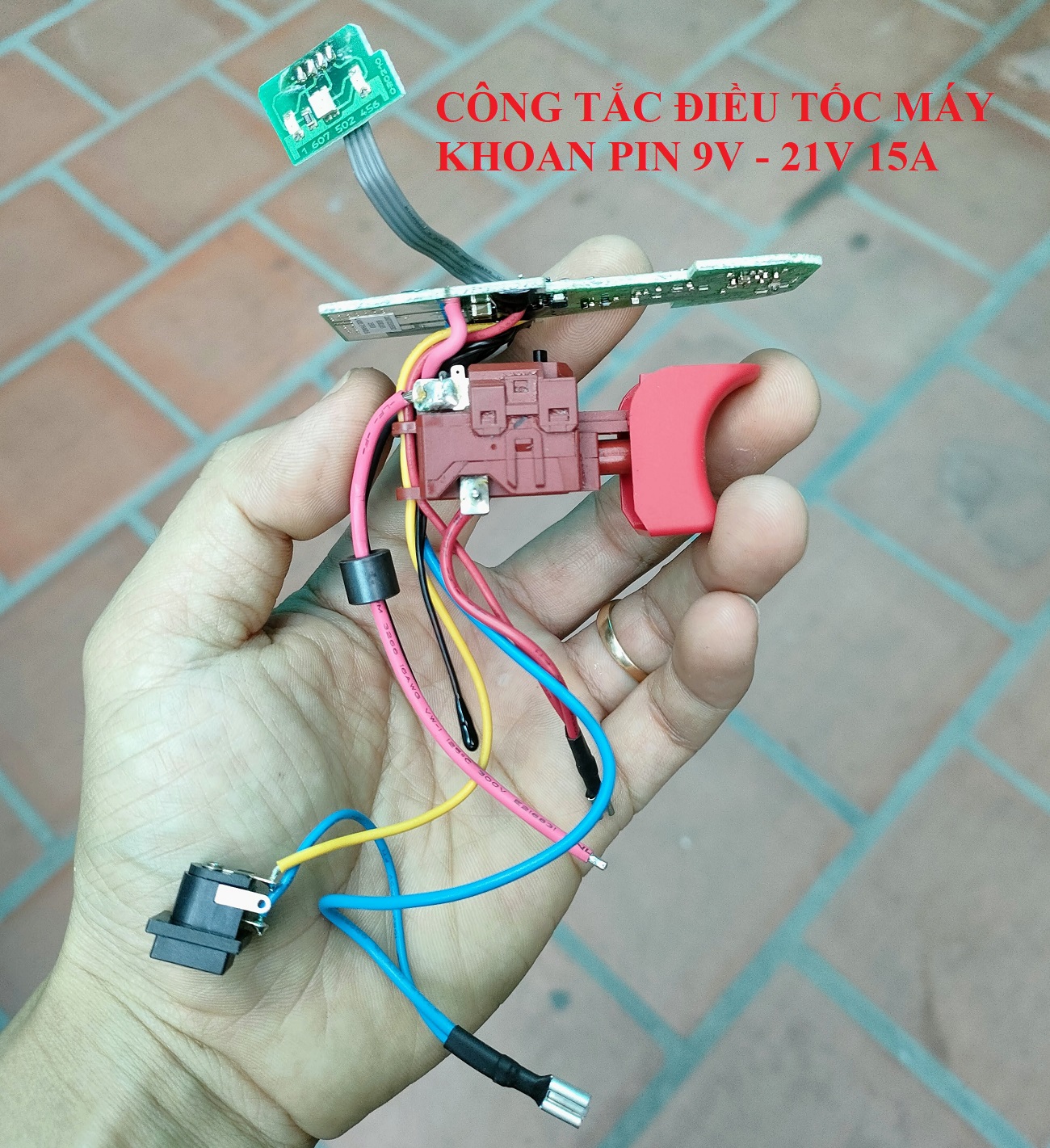 SV Công tắc điều tốc cho máy khoan pin 10,8V - 12V 15A EGB-1115A