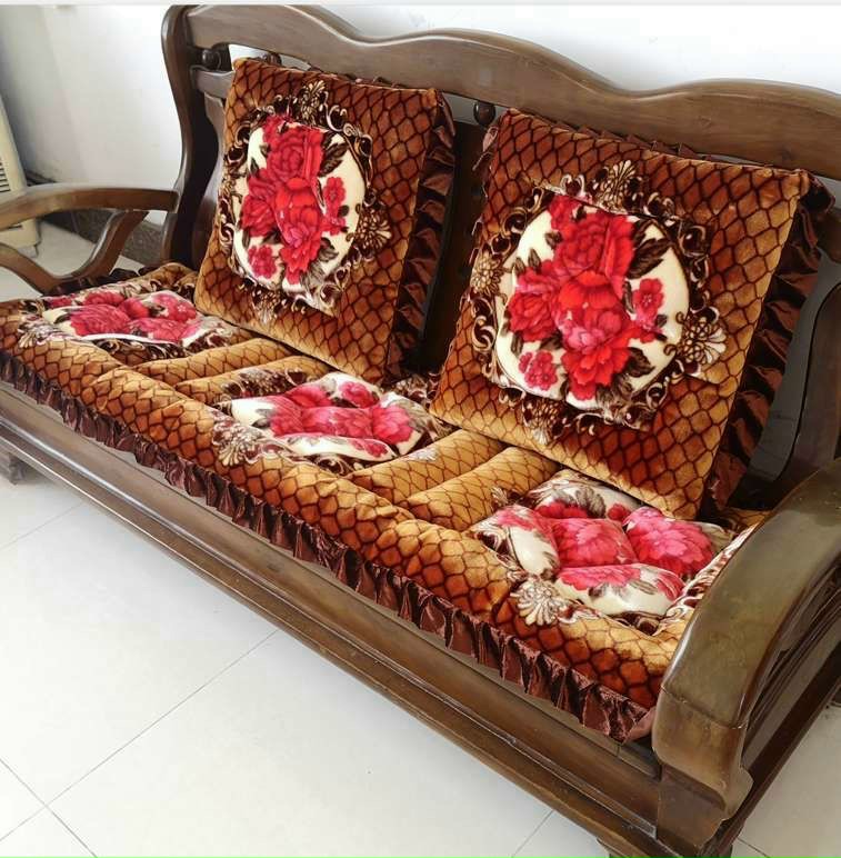 Bộ 3 tấm đệm ghế,  thảm ghế dạng nhung, bộ thảm trải ghế, Bộ thảm ghế ngồi có viền họa tiết nổi sang trọng