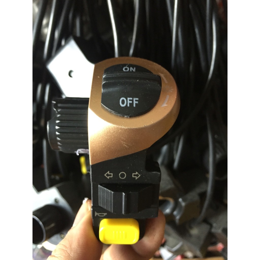 Cụm công tắc 133 đèn còi xi nhan