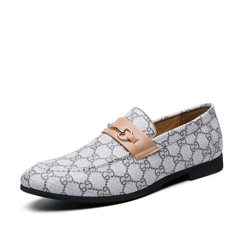 Giày lười chất liệu da in họa tiết Gucci cho nam